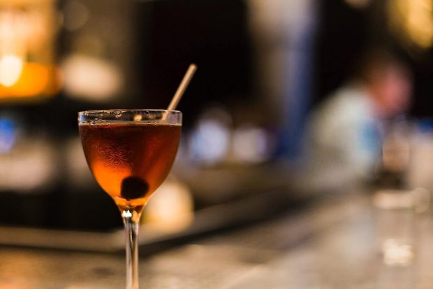 Top 5 loại cocktail mạnh cho phái mạnh – cần biết để uống có chừng mực!